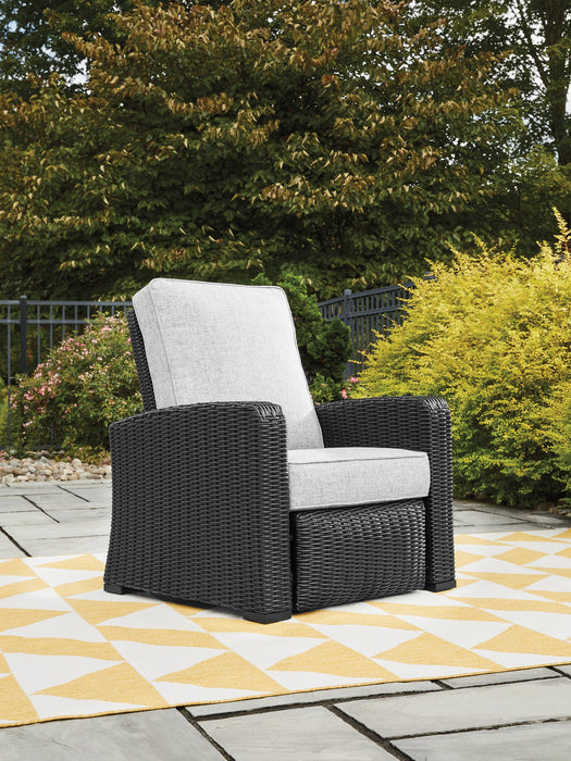 Beachcroft Outdoor Recliner