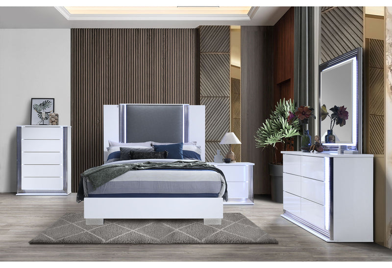 Ylime - 3 Piece Bedroom Set (Dresser, Mirror, Nightstand) - Smooth White